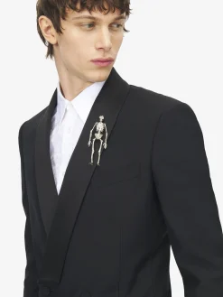 Men's Dancing Skeleton Pin Brooch in Silver-finish