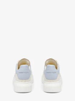 Men's Oversized Sneaker in Off White/Light Blue