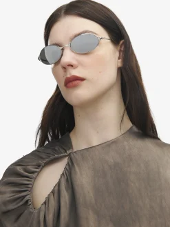 Neo Oval Sunglasses in Silver-finish