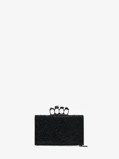 Women's Knuckle Flat Pouch in Black