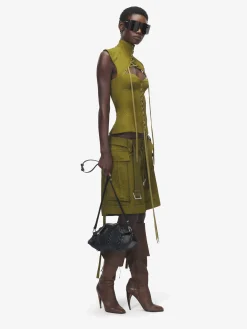 Women's Oversized Cargo Shorts in Olive Green