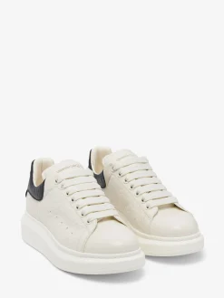 Women's Oversized Sneaker in Off White/Black