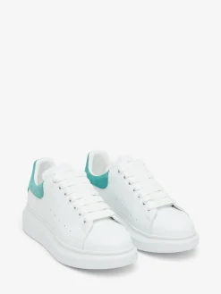 Women's Oversized Sneaker in White/Blue