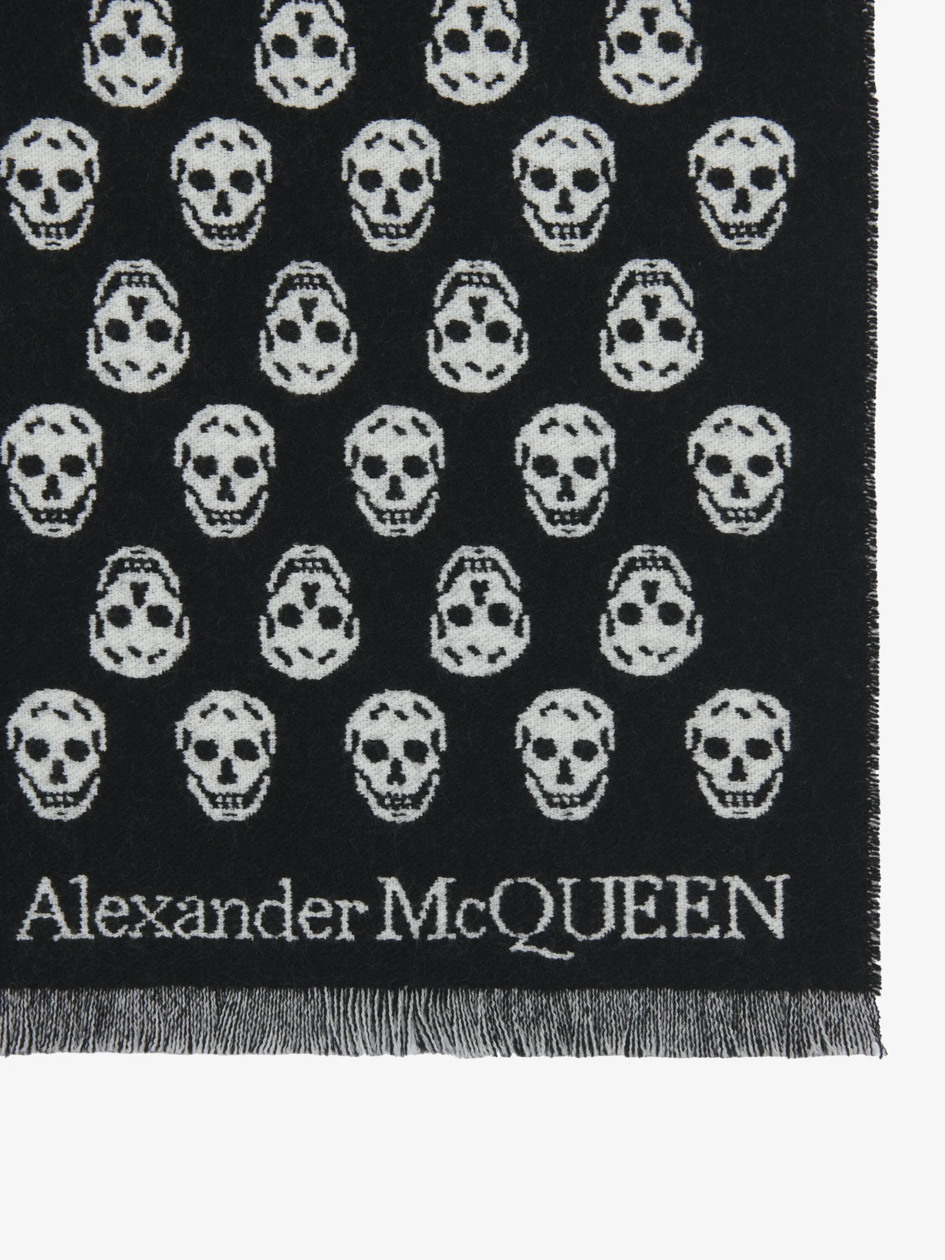 Women's Skull Scarf in Black